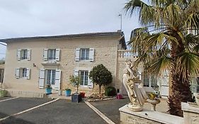LES ORCHIDEES Ch Hôtes B&B 14 personnes Jaunay-Clan