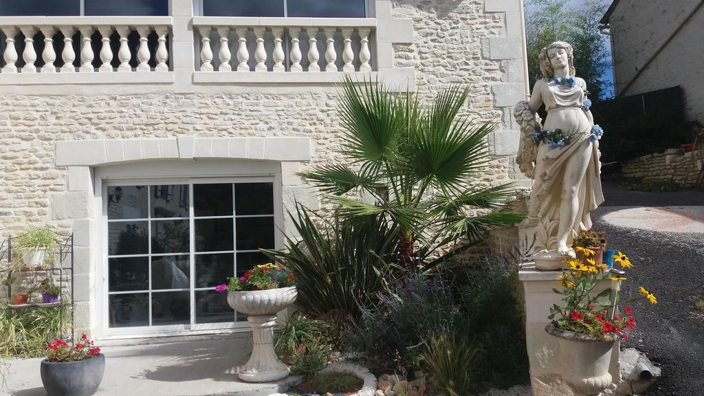 LES ORCHIDEES Ch Hôtes B&B 14 personnes Jaunay-Clan Extérieur photo