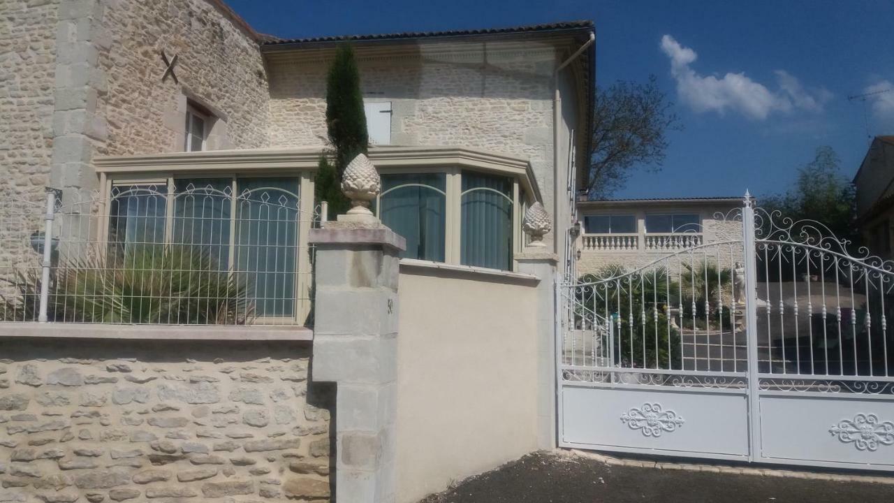 LES ORCHIDEES Ch Hôtes B&B 14 personnes Jaunay-Clan Extérieur photo
